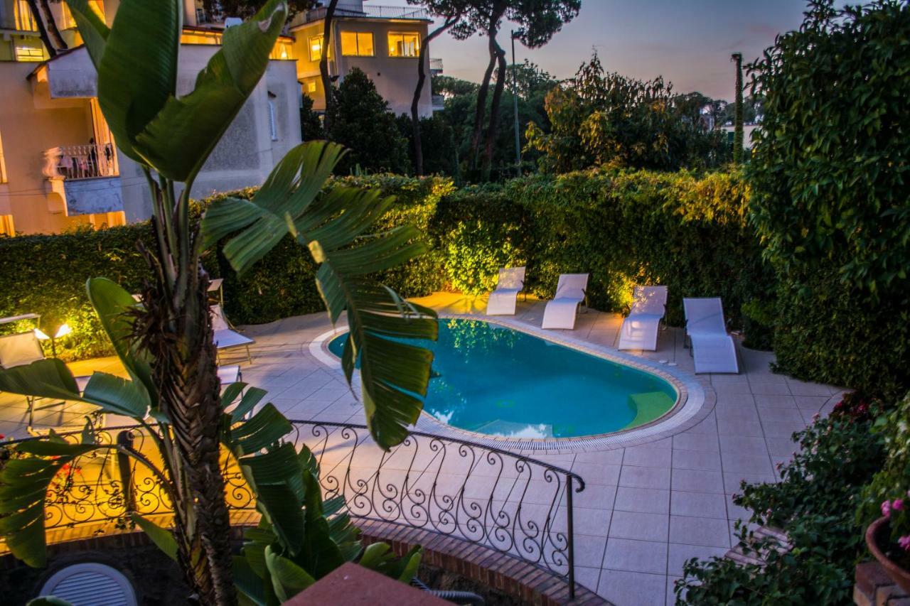 Villa Marylu' Ísquia Exterior foto